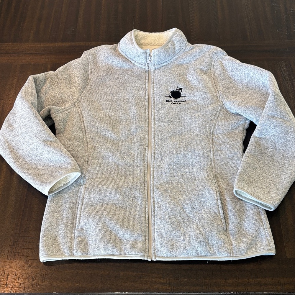 BNP Paribas Tennis Open Gray Sweater Women  Size XL (18)